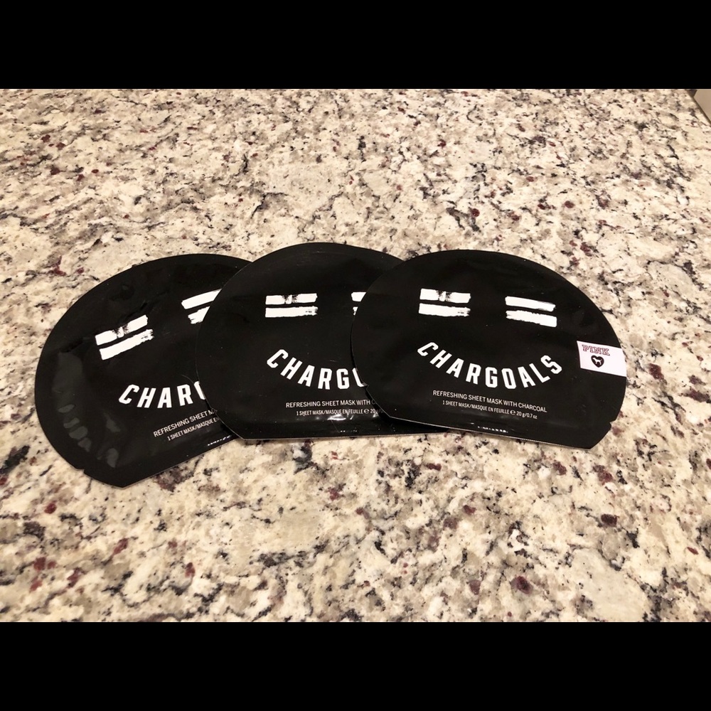 VS PINK Charcoal Face Masks (3)
